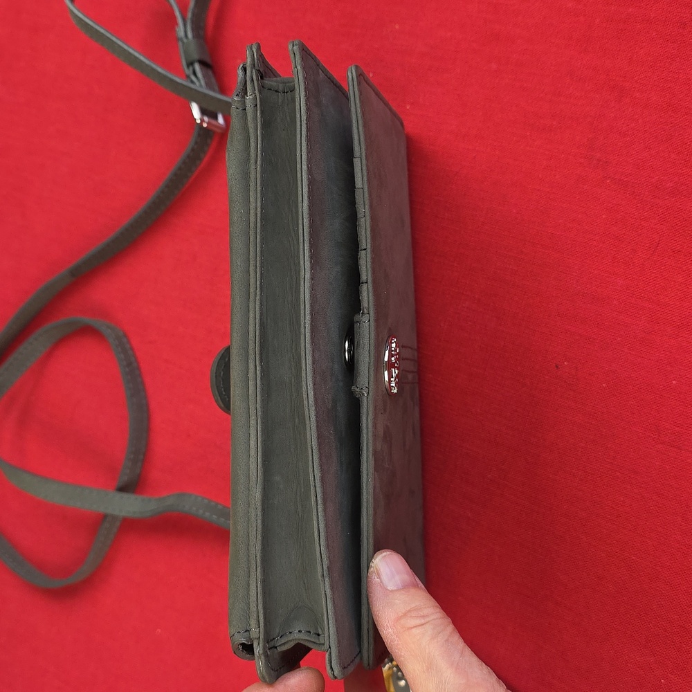 Timberland Nubuck Crossbody Wallet Purse - Picture 11 of 15